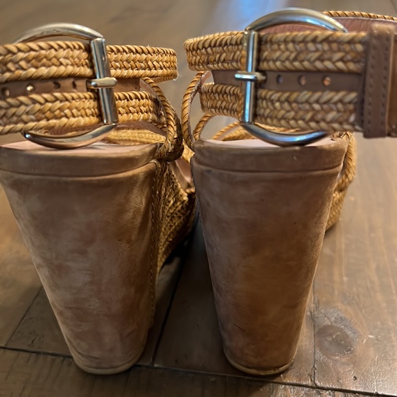 STUART WEITZMAN "REINS" in Camel Laniard (Rare!) Sz 9.5 - Picture 4 of 7